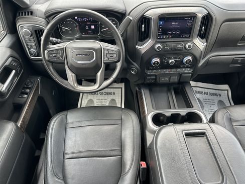 Used 2019 GMC Sierra 1500 Denali w/ Denali Ultimate Package AWD/4WD image 24