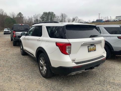 Used 2020 Ford Explorer XLT w/ Equipment Group 202A image 20