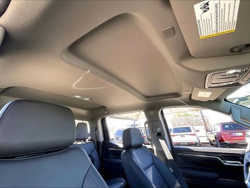 Used 2025 GMC Sierra 1500 SLT w/ SLT Premium Package image 13