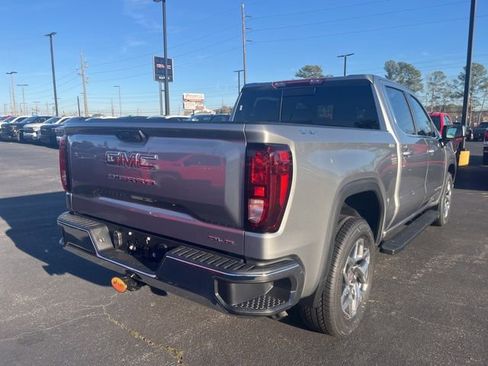 New 2026 GMC Sierra 1500 SLE w/ Preferred Package image 4