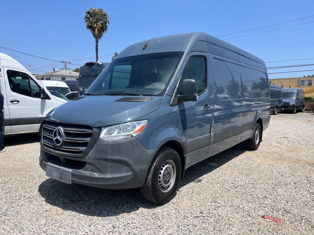 Used 2019 Mercedes-Benz Sprinter 170 image 1