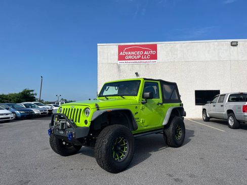 Used 2013 Jeep Wrangler Sport AWD/4WD image 27