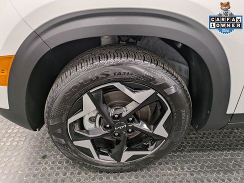Certified 2025 Kia Seltos S AWD/4WD image 7