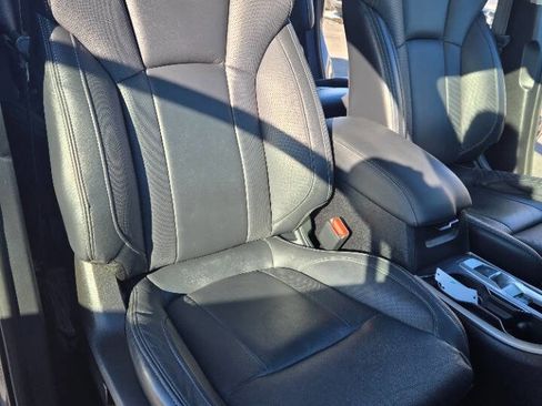 Used 2022 Subaru Ascent Limited w/ Technology Package image 22