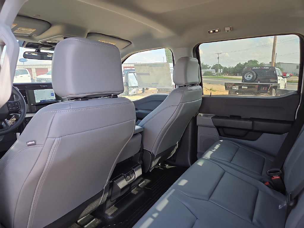 New 2025 Ford F350 XL w/ XL Chrome Package RWD image 16