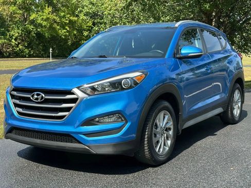 Used 2018 Hyundai Tucson SEL Plus image 2