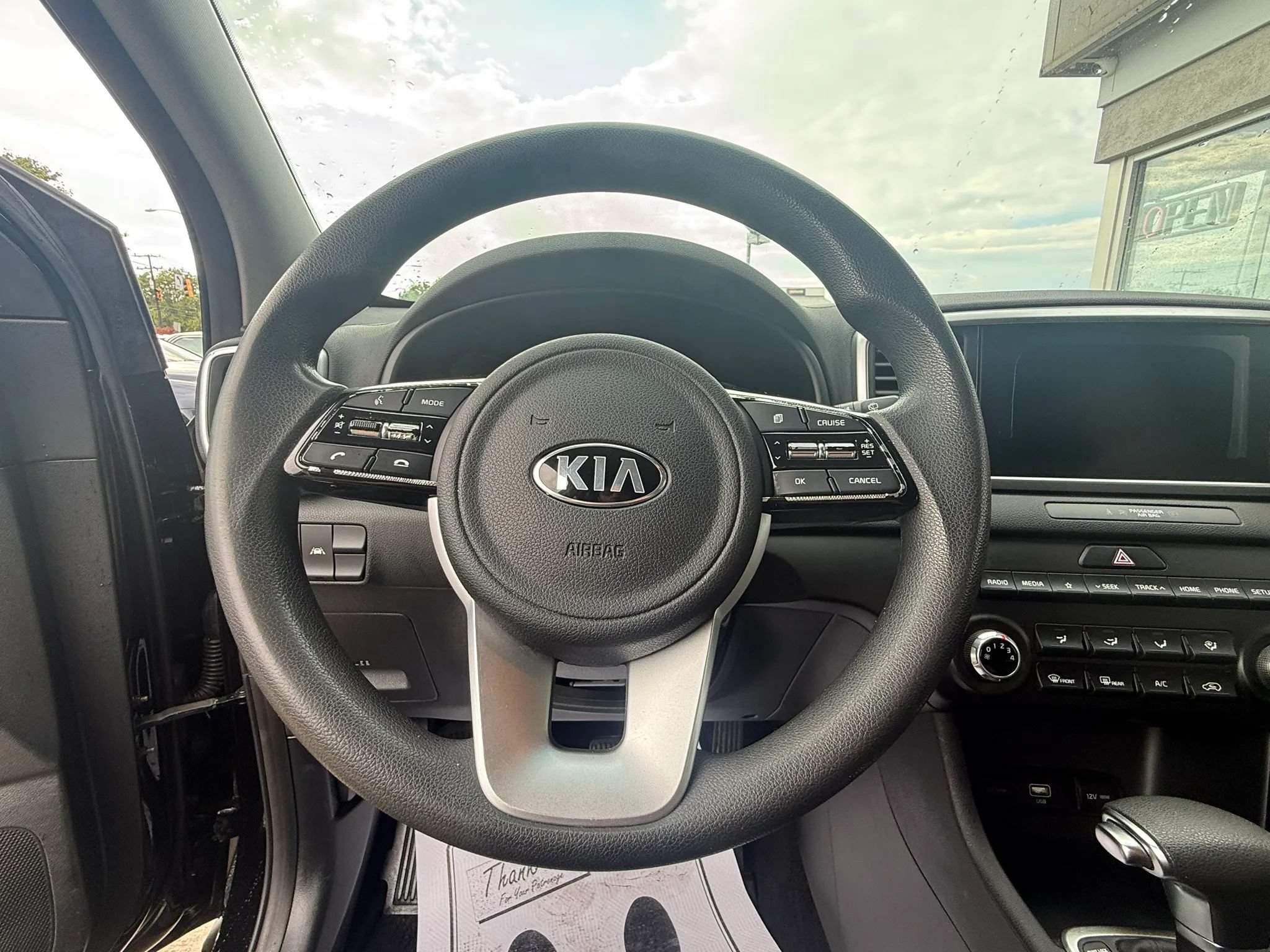 Used 2021 Kia Sportage LX AWD/4WD image 15