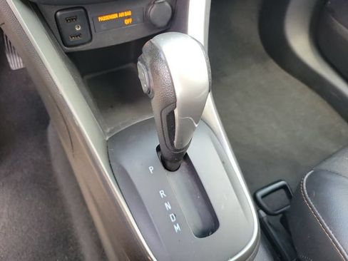 Used 2018 Chevrolet Trax LT w/ LT Convenience Package AWD/4WD image 23