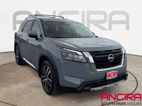 Used 2025 Nissan Pathfinder Platinum w/ Cargo Package image 1