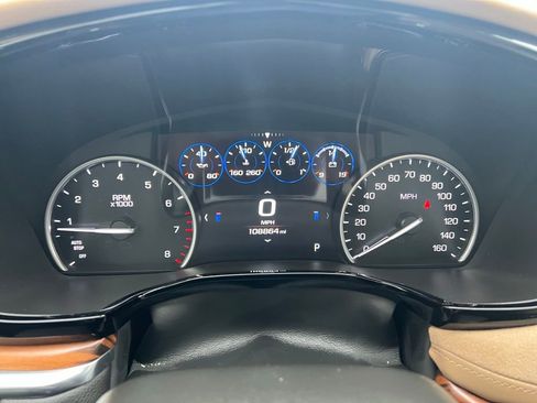 Used 2017 Cadillac XT5 Platinum w/ Driver Assist Package image 35