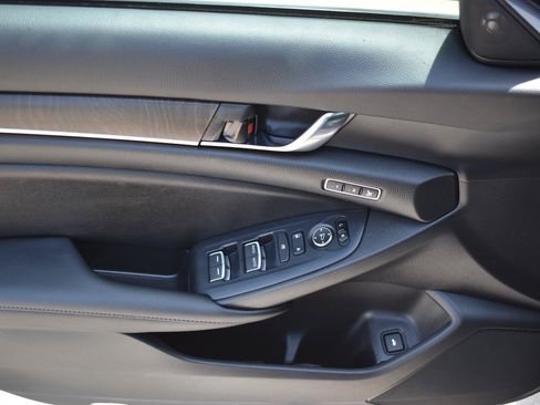 Used 2021 Honda Accord EX-L image 21