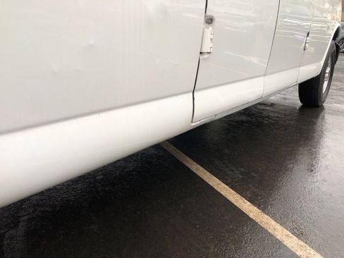 Used 2015 GMC Savana 2500 G2500 image 14