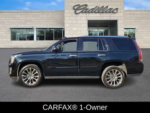 Used 2020 Cadillac Escalade Platinum w/ Escalade Sport Edition image 2