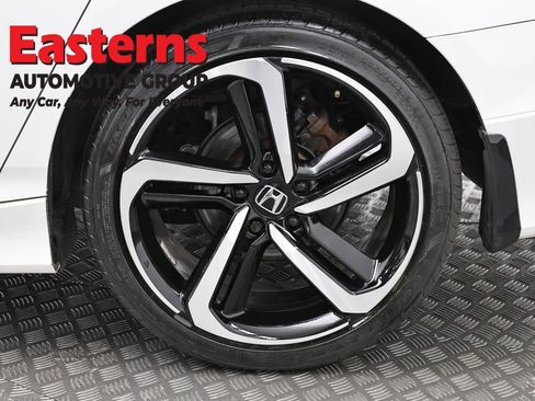 Used 2022 Honda Accord Sport image 32