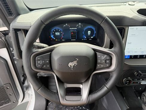 New 2026 Ford Bronco Outer Banks AWD/4WD image 13