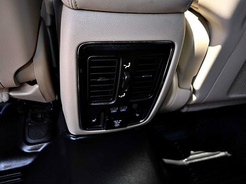 Used 2017 Dodge Durango GT w/ Premium Group RWD image 15