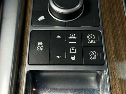 Used 2016 Land Rover Range Rover Sport HSE AWD/4WD image 17