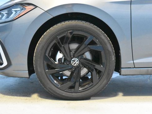 New 2026 Volkswagen Jetta SE FWD image 21