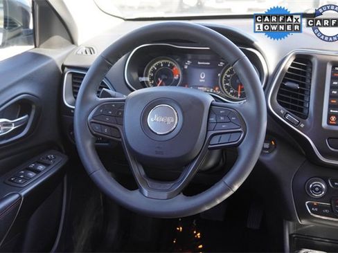Used 2022 Jeep Cherokee Trailhawk image 19