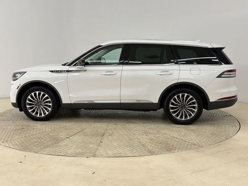 Used 2020 Lincoln Aviator Reserve w/ Equipment Group 201A AWD/4WD image 2