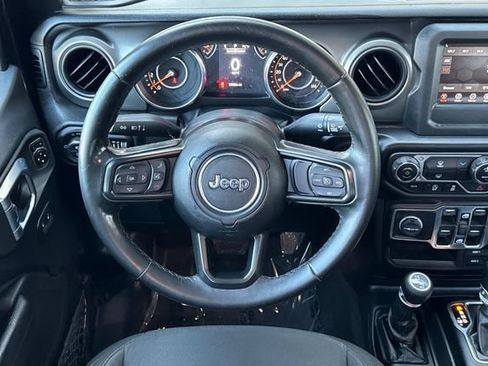 Used 2022 Jeep Gladiator Sport AWD/4WD image 16