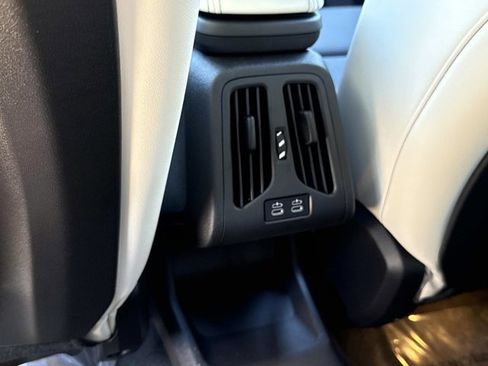 New 2026 BMW X2 xDrive28i w/ Technology Package image 16