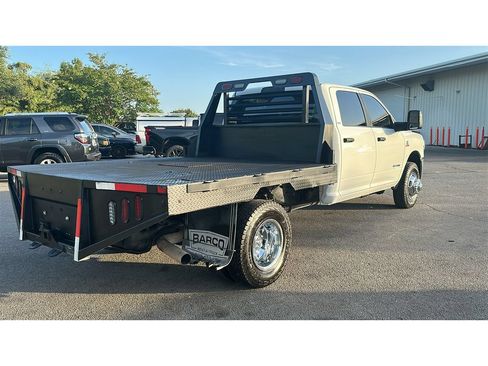 Used 2024 RAM 3500 SLT w/ Quick Order Package 2YG SLT AWD/4WD image 5