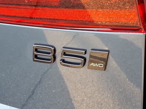 New 2026 Volvo XC60 B5 Ultra w/ Protection Package Premier image 7