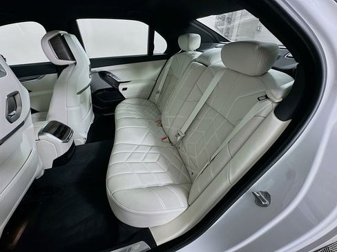 Certified 2023 BMW 760i xDrive w/ Parking Assistance Package image 25