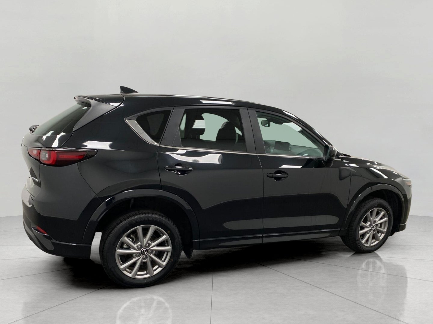Used 2025 MAZDA CX-5 AWD 2.5 S w/ Preferred Package image 2