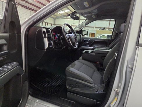 Used 2018 Chevrolet Silverado 1500 LT w/ Texas Edition RWD image 6