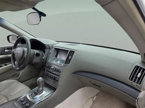 Used 2011 INFINITI G37 x w/ Premium Pkg image 25