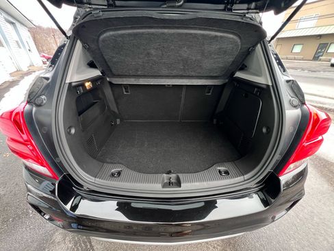 Used 2019 Chevrolet Trax LT w/ LT Convenience Package image 22