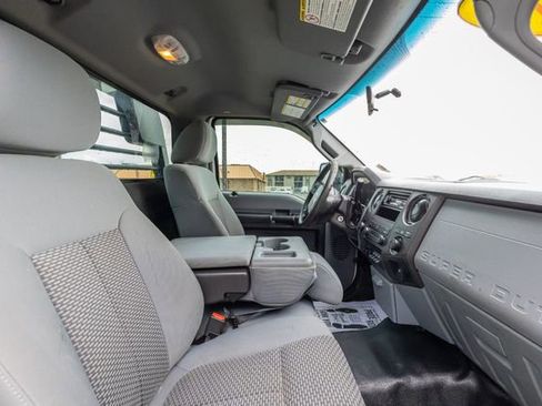Used 2015 Ford F250 XL w/ Power Equipment Group AWD/4WD image 13