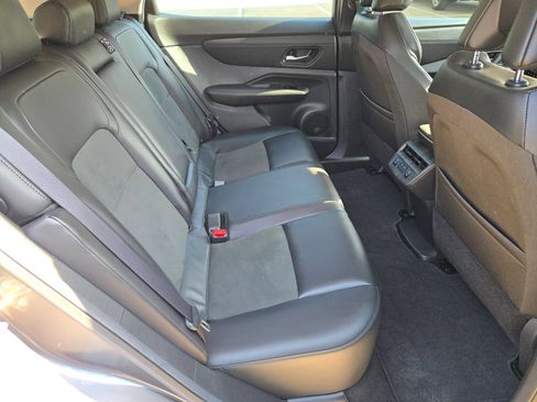 Used 2023 Nissan Ariya FWD image 24