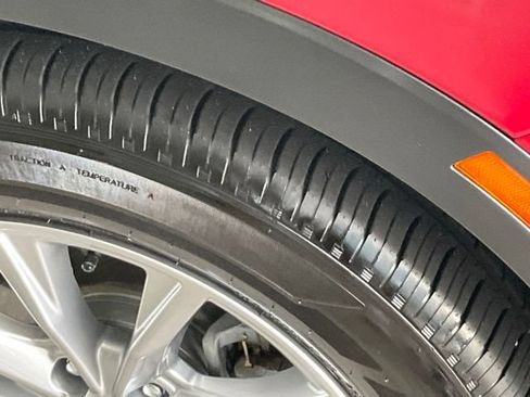 Certified 2025 Honda CR-V EX image 28