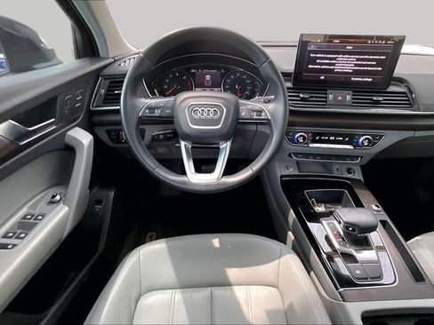 Used 2023 Audi Q5 2.0T Premium w/ Convenience Package AWD/4WD image 6