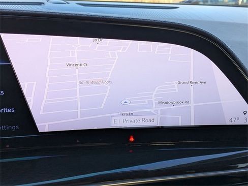 Certified 2023 Cadillac Escalade Sport Platinum w/ LPO, ONYX Package image 15