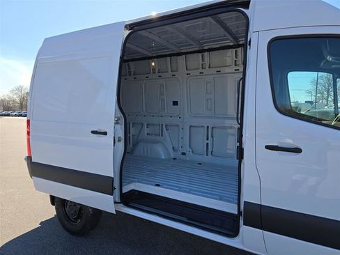 New 2025 Mercedes-Benz Sprinter 2500 image 13