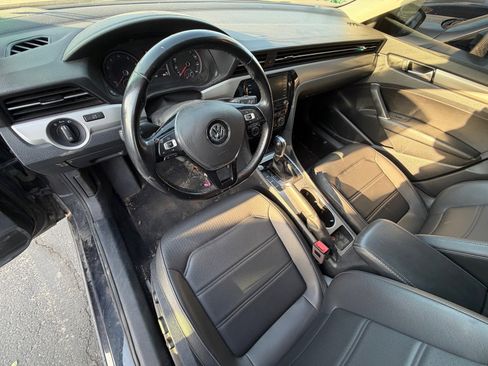 Used 2020 Volkswagen Passat 2.0T SE image 7