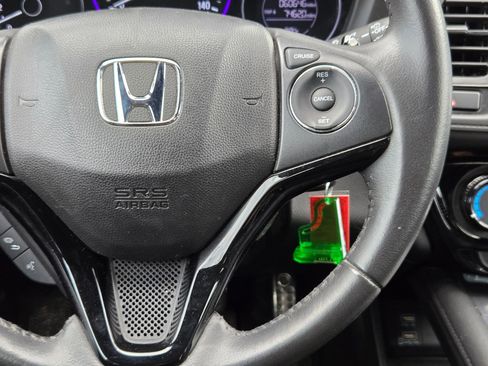 Used 2021 Honda HR-V Sport image 22