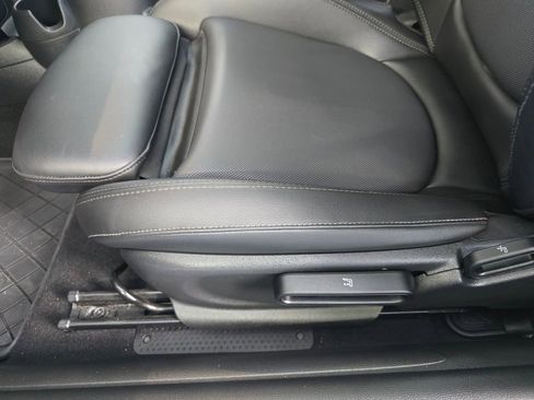 Used 2020 MINI Cooper S w/ Premium Package image 22