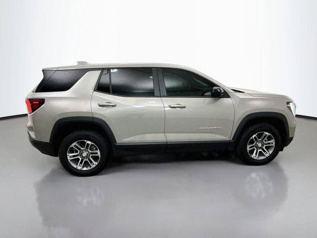 Used 2025 GMC Terrain Elevation AWD/4WD image 9