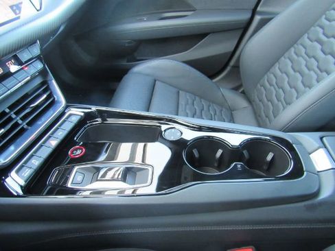 Used 2023 Audi e-tron GT Premium Plus w/ Performance Package image 43