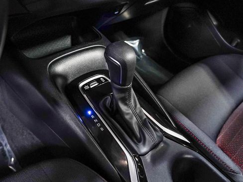 Certified 2024 Toyota Corolla SE image 22