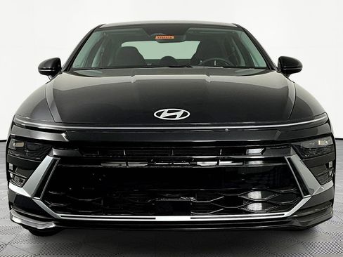 New 2026 Hyundai Sonata SE FWD image 2