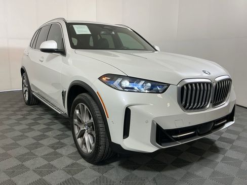 Certified 2025 BMW X5 sDrive40i w/ Climate Comfort Package image 4