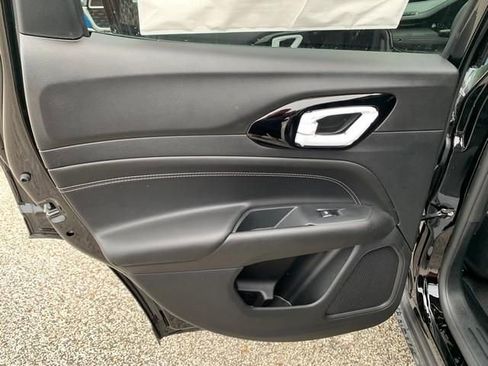 New 2024 Jeep Compass Latitude w/ Convenience Group image 24