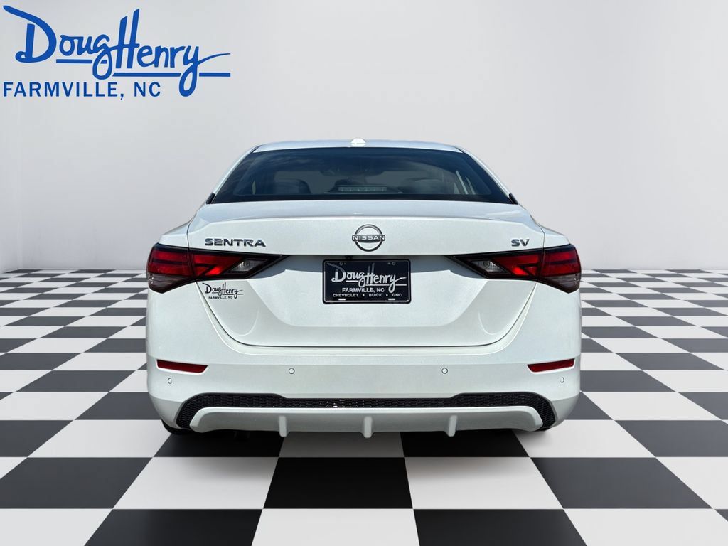 Used 2024 Nissan Sentra SV FWD image 4