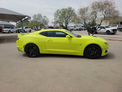 Used 2020 Chevrolet Camaro SS image 9